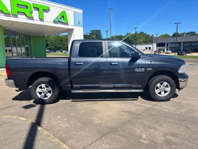 2017 Ram 1500 SLT Crew Cab 4x4 5'7 Box