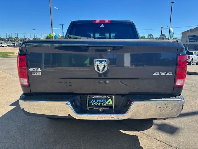 2017 Ram 1500 SLT Crew Cab 4x4 5'7 Box