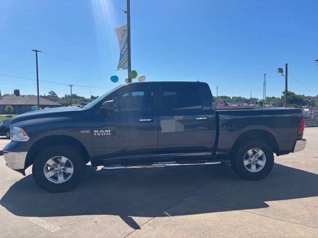 2017 Ram 1500 SLT Crew Cab 4x4 5'7 Box