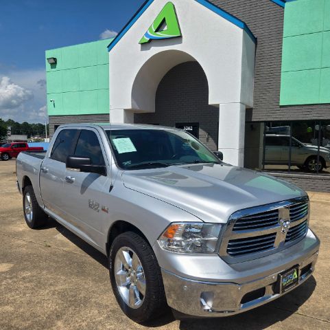 2017 Ram 1500 Lone Star Crew Cab 4x2 5'7 Box