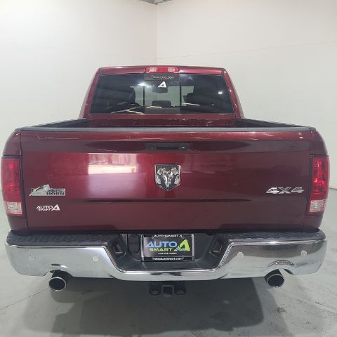 2017 RAM 1500 SLT Crew Cab SWB 4WD