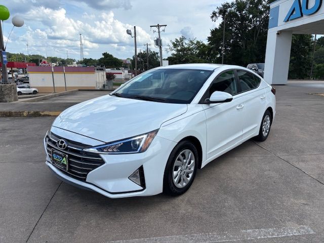 2019 Hyundai Elantra SE 6AT