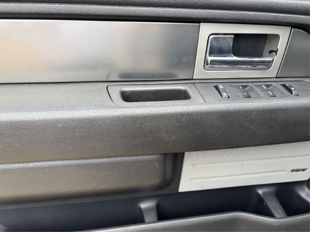 2011 Ford F-150 Platinum SuperCrew 5.5-ft. Bed 4WD
