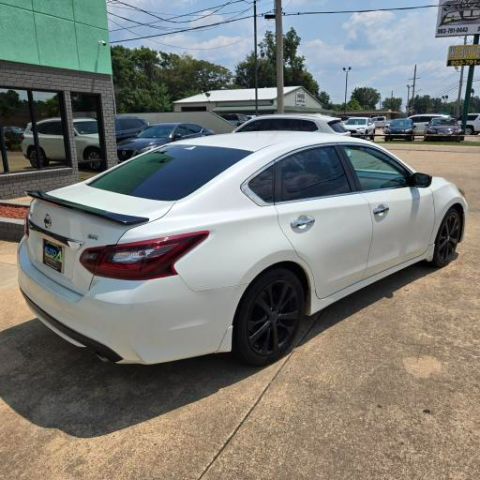 2017 Nissan Altima 2.5 SR