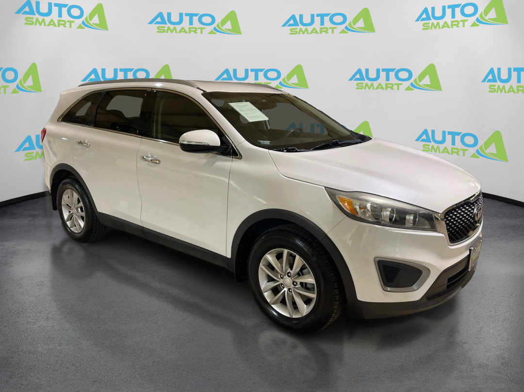 2017 Kia Sorento LX AT's photo
