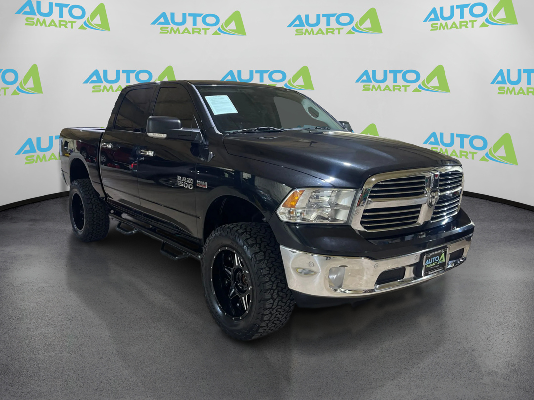 2016 RAM 1500 Lone Star 4x4 Crew Cab 5'7's photo